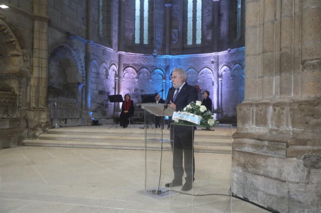 O presidente do Parlamento destaca a faceta humanista de Castelao no seu 75 cabodano
